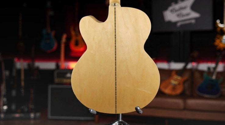 Epiphone EJ-200SCE Guitarra electroacústica bajo 1000€