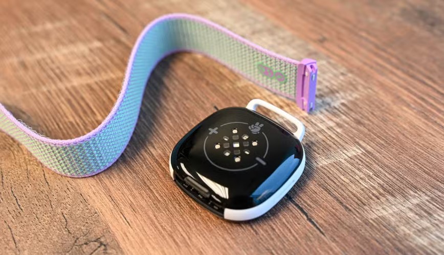 Smartwatch con control parental Fitbit Ace LTE