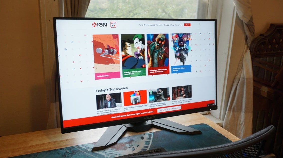 GIGABYTE M32U monitor gaming torneo