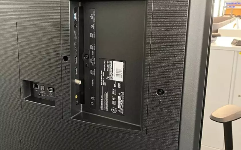 Televisor Hisense U8N Mini-LED para películas