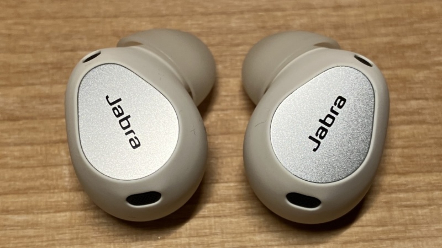 Auriculares con cancelación de ruido Jabra Elite 10 Gen 2 para el transporte