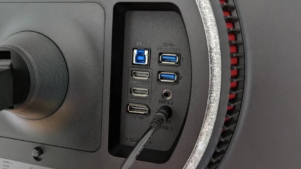 LG UltraGear 27GP950-B monitor esports pro