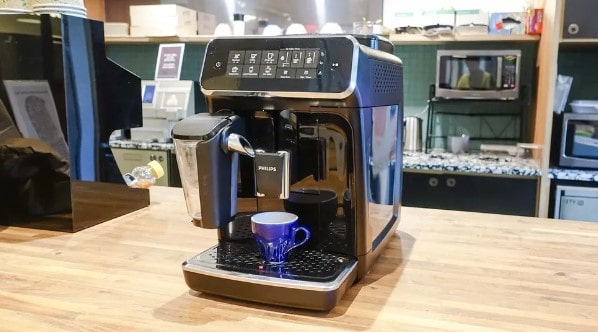 Philips Serie 3200 cafetera espresso menos 1000 euros