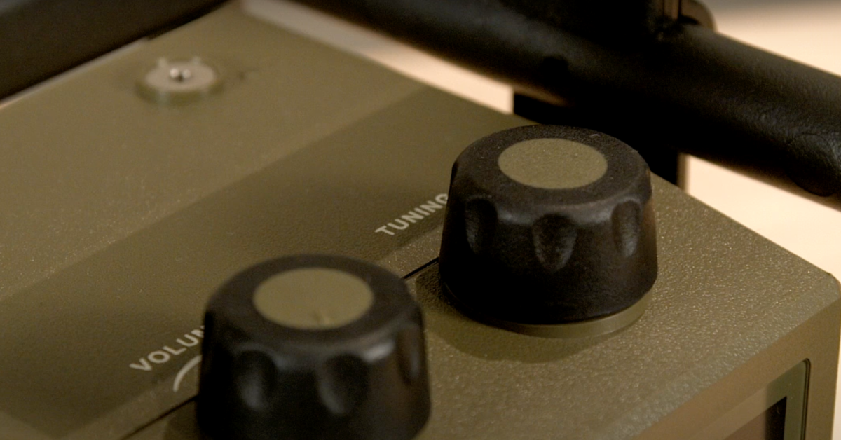 la mejor radio portatil SANGEAN TB-100