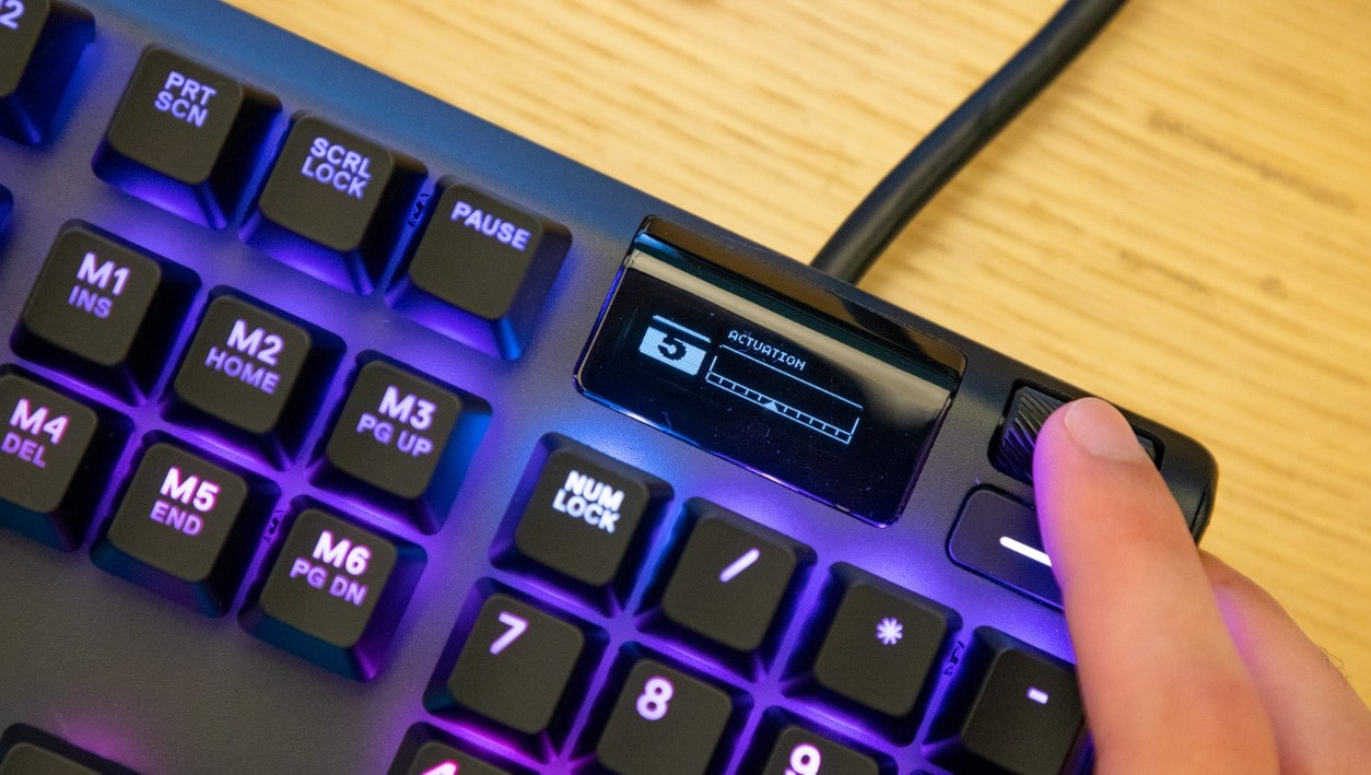 SteelSeries Apex Pro teclado gaming competitivo