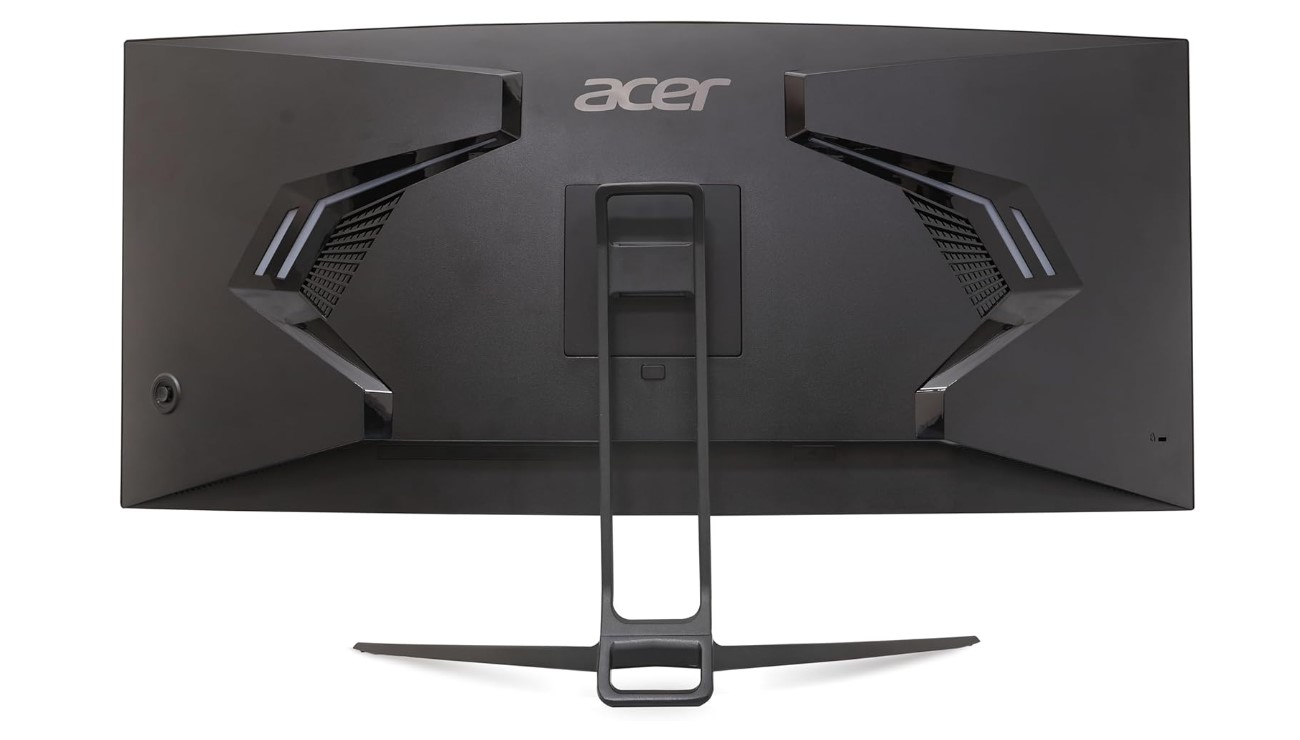 Pantalla ultrapanorámica Acer Nitro EDA343CUR para multitarea