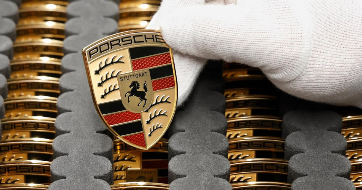 Revocación a los motores de combustión interna: Porsche frena la estrategia de electrificación