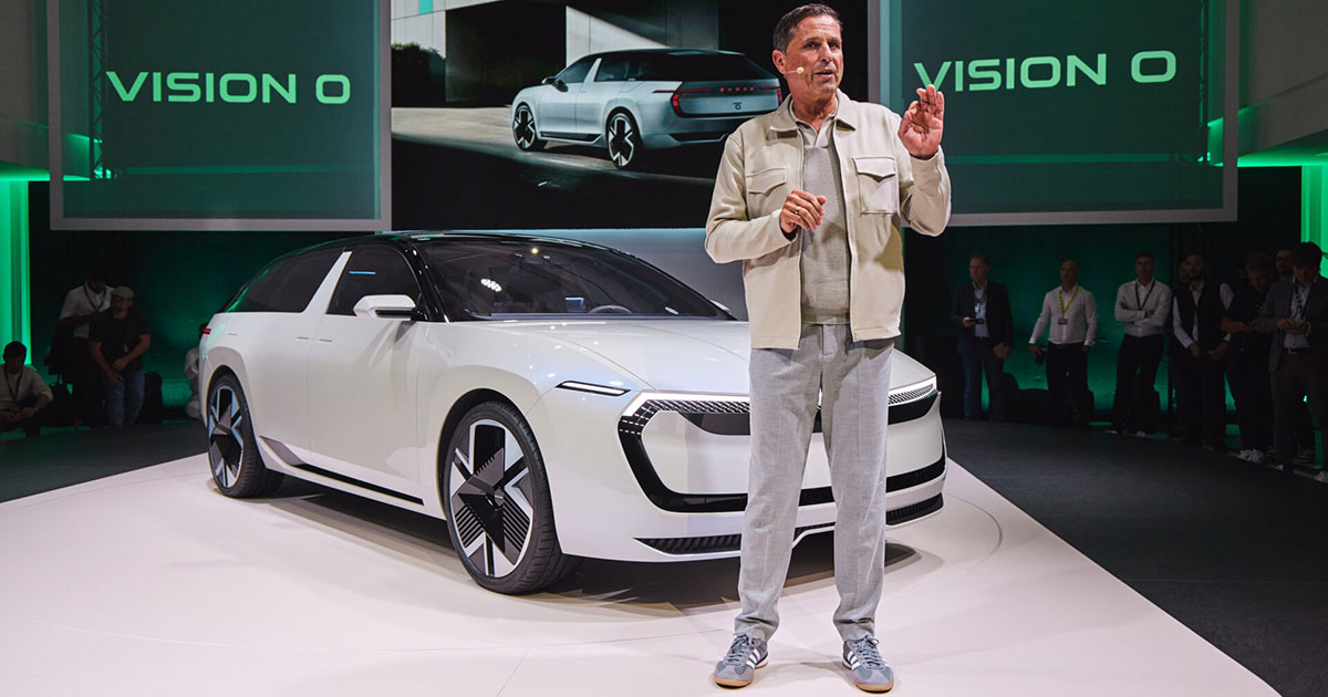 Klaus Zellmer presentó el coche concepto Škoda Vision O en Múnich: ¿Qué depara el futuro?