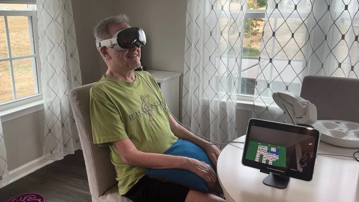 Cruzando fronteras: paciente utiliza neuroimplante para controlar Apple Vision Pro Cómo un neuroimplante está cambiando la forma en que interactuamos con Apple Vision Pro
