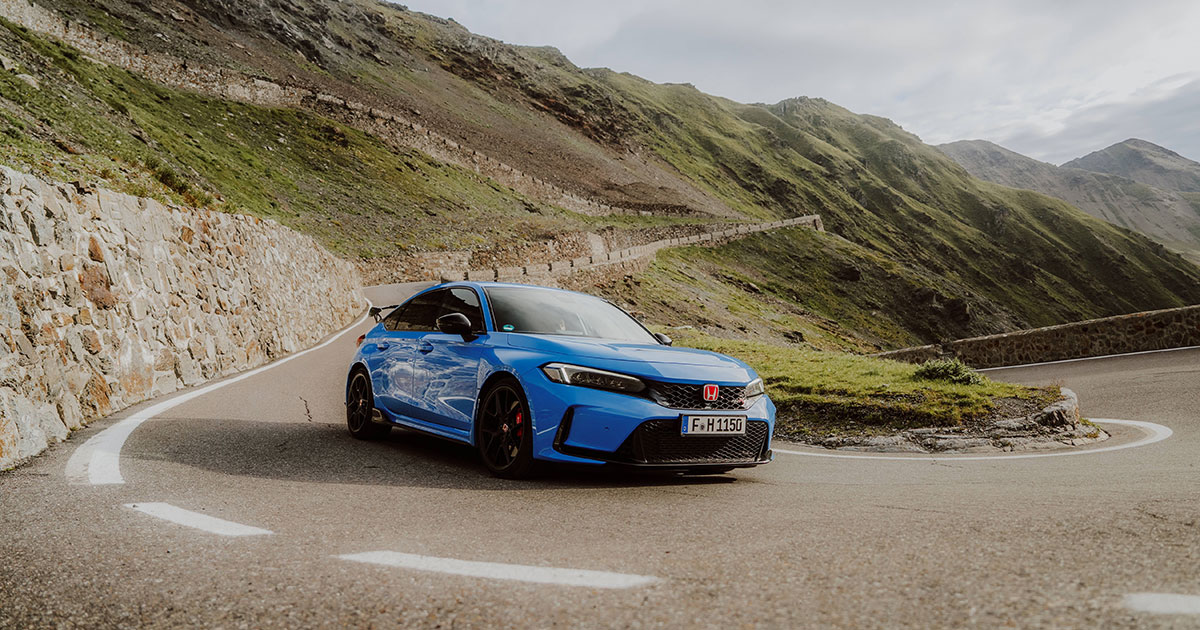 Prueba de manejo a gran altura: Honda Civic Type R (FL5) en las serpentinas de Stelvio