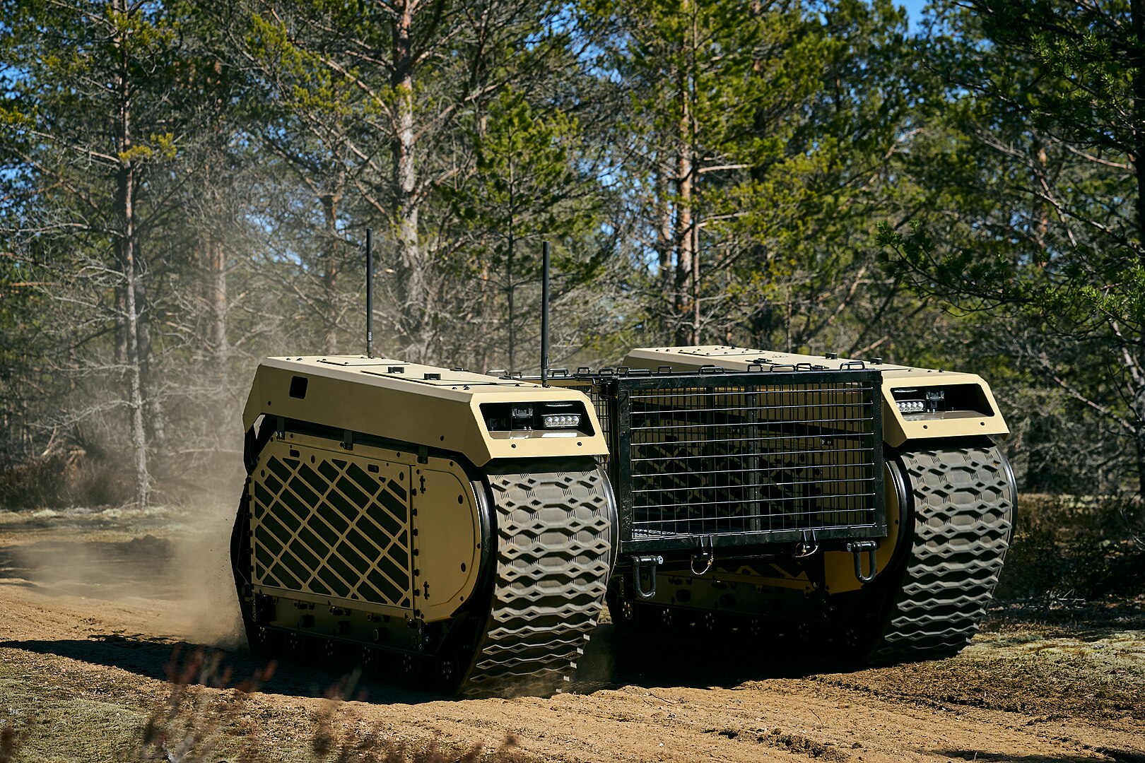 THeMIS: Fusionando Autonomía y Modularidad en la Tecnología Militar Moderna Explorando THeMIS: El Futuro de los Sistemas de Infantería Autónomos
