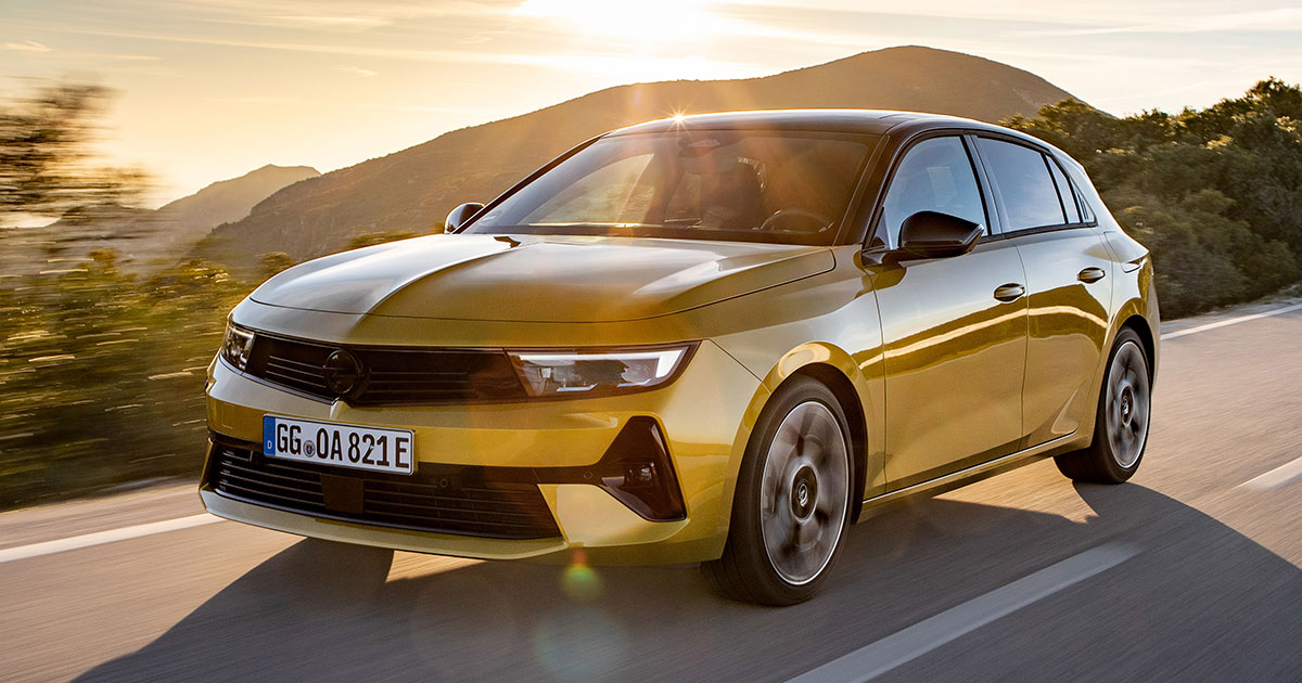 Más potencia y autonomía por el mismo precio: Opel ha desvelado el Astra actualizado y el Astra Sports Tourer PHEVs Más potencia y autonomía por el mismo precio: Opel ha desvelado el Astra actualizado y el Astra Sports Tourer PHEVs