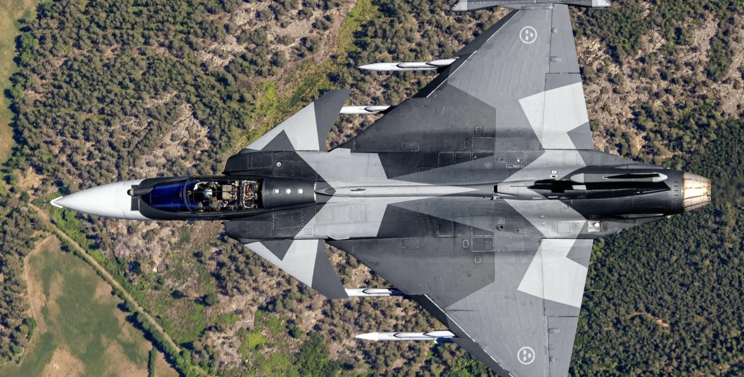 La innovación despega: Dentro de las tecnologías avanzadas del Gripen E Descubriendo el Gripen E: El navaja suiza de los cazas