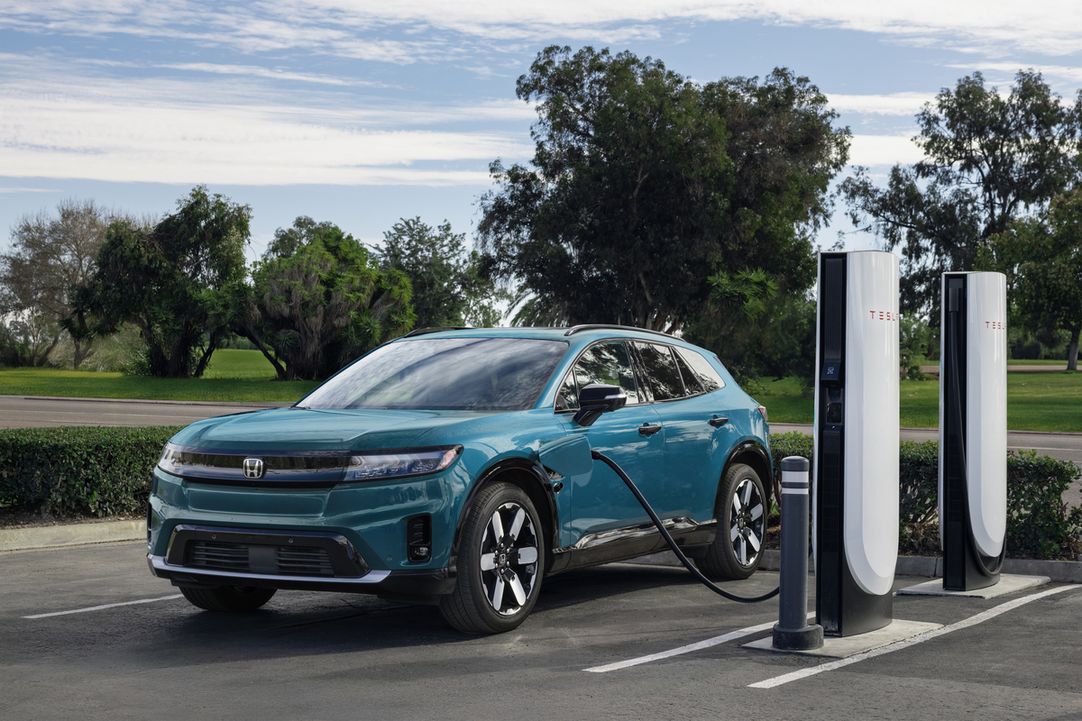El paso más reciente en coches eléctricos: Honda y Acura se conectan al Tesla Supercharger Honda Prologue y Acura ZDX: El acceso al Tesla Supercharger revoluciona el futuro de la carga
