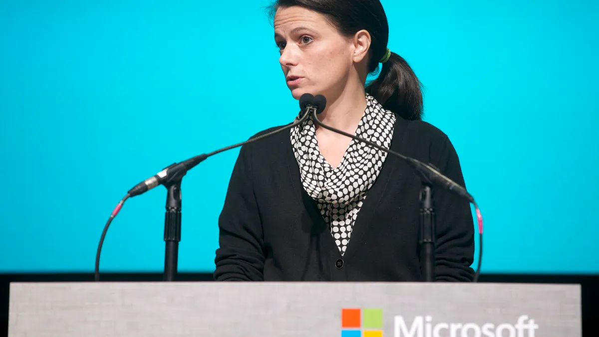 La directora financiera de Microsoft impone condiciones estrictas de rentabilidad al Xbox — Investigación de Bloomberg La directora financiera de Microsoft impone condiciones estrictas de rentabilidad al Xbox — Investigación de Bloomberg