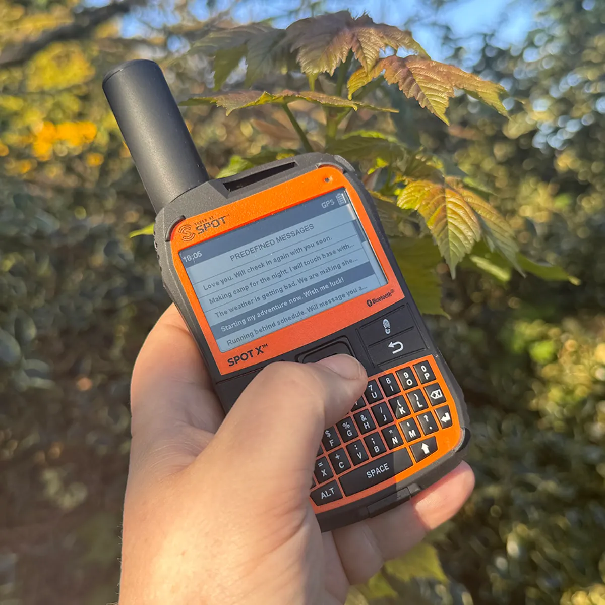 ¿Quién necesita un teléfono satelital en 2023? Teléfono satelital: Cómo funciona y por qué sigue siendo relevante