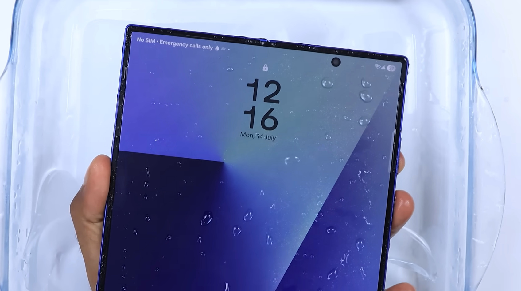 Galaxy Z Fold 7 demuestra su durabilidad en nuevas pruebas de resistencia