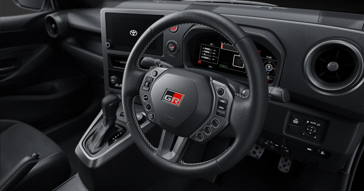Vista Previa: El Toyota GR Yaris 2026 renueva la elegancia deportiva