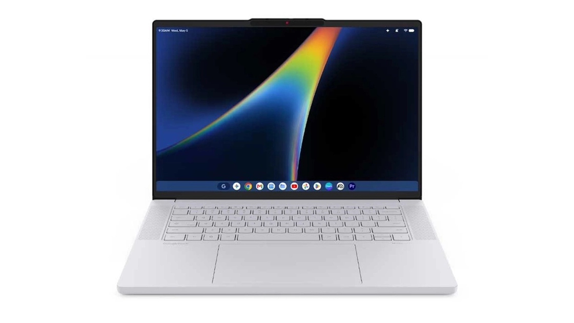 El Lenovo Googlebook 15 muestra Adobe Premiere Pro en su escritorio, señal de su enfoque en profesionales creativos.