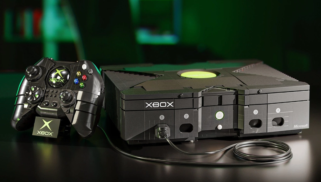 El set reproduce la Xbox original y el mando Duke a escala 1:1, con luces y sonidos interactivos.