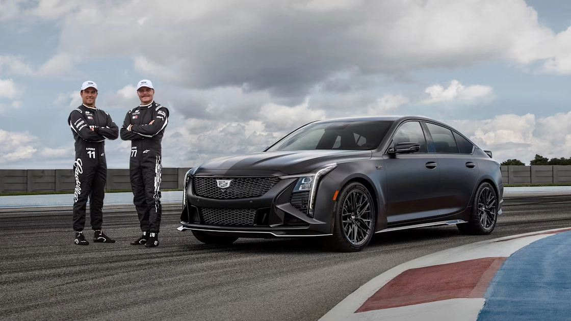 Carrocería mate Midnight Stone Frost exclusiva de la F1 Collector Series. Foto: Cadillac