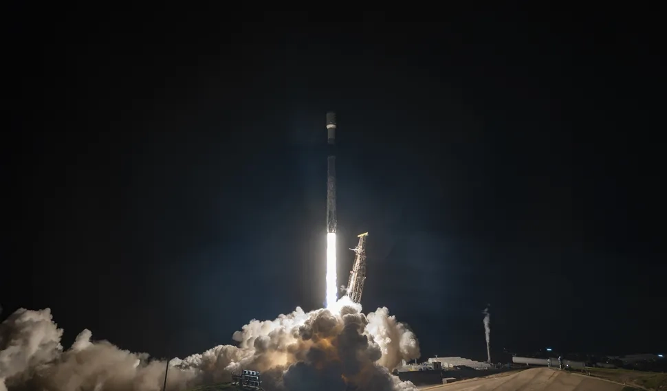 Falcon 9: SpaceX lanza desde Vandenberg
