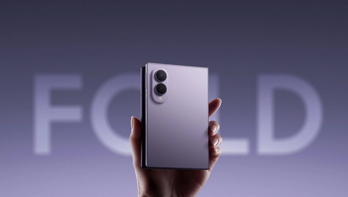 El Samsung Galaxy Fold8, con su pantalla desplegada en formato 4:3, es el teléfono plegable más demandado de Samsung hasta la fecha.