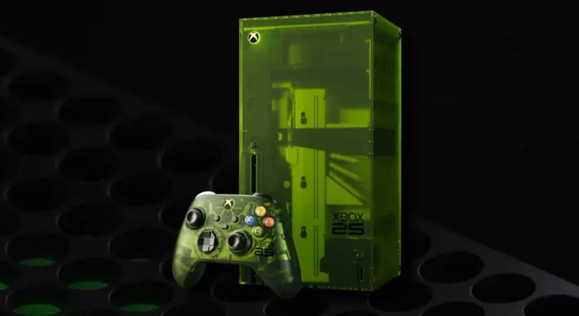 Xbox Series X25 Limited Edition en su diseño translúcido verde inspirado en la consola original de 2001.