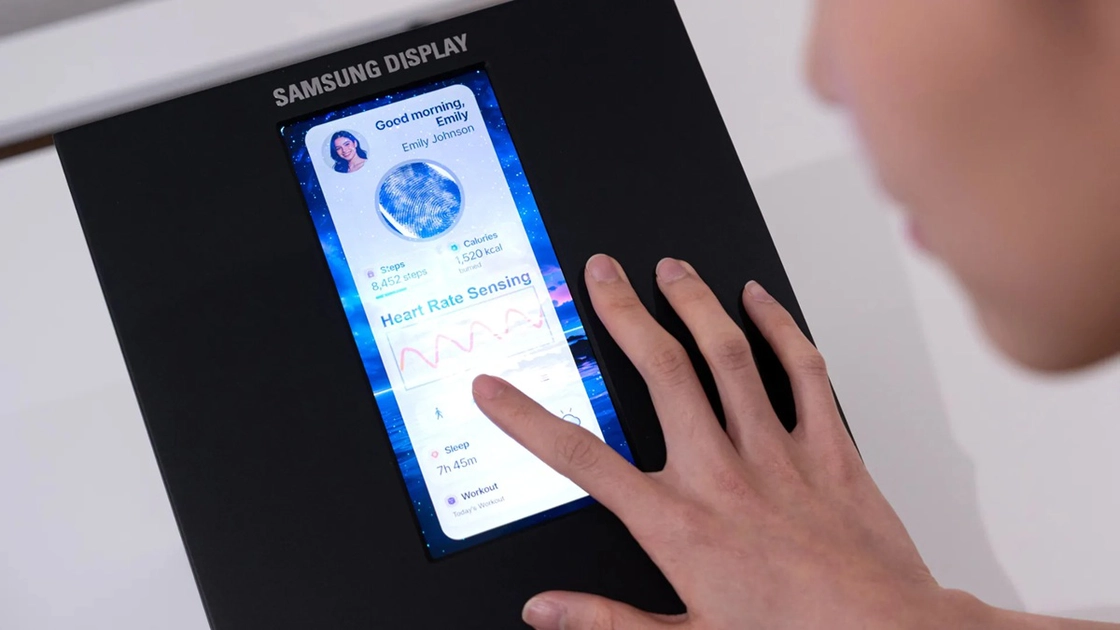 El Sensor OLED de Samsung integra fotodiodos orgánicos a 500 PPI para medir el pulso y la tensión arterial directamente desde la pantalla.