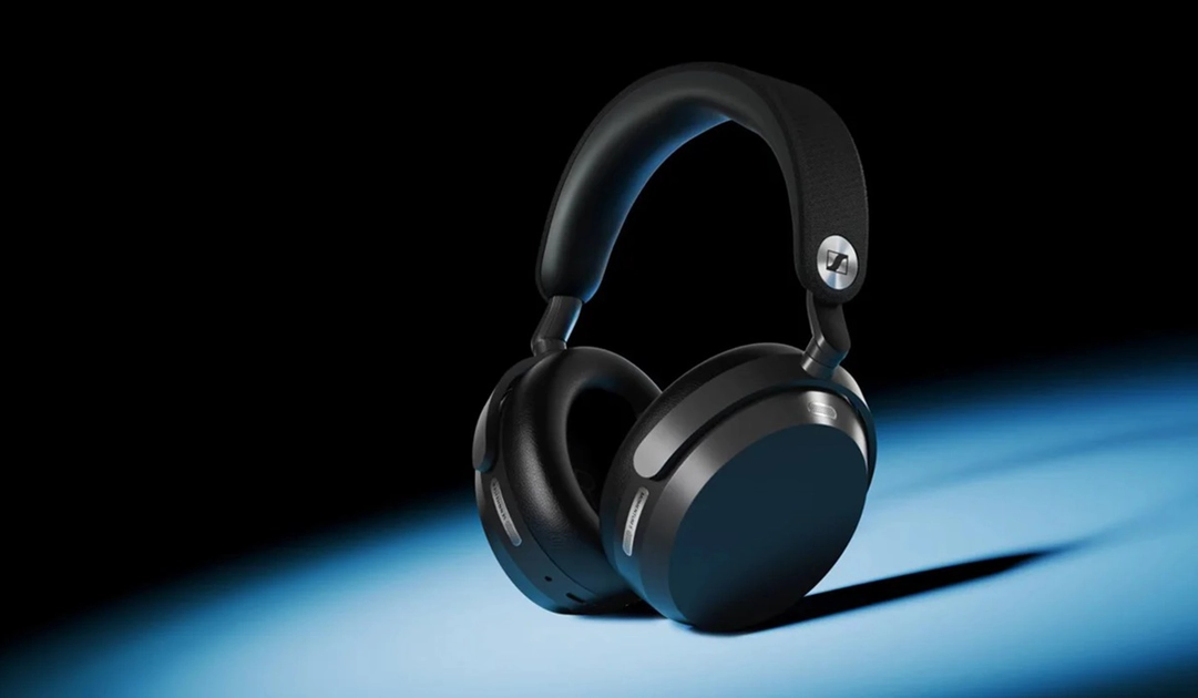 Sennheiser Momentum 5 Wireless en color negro.
