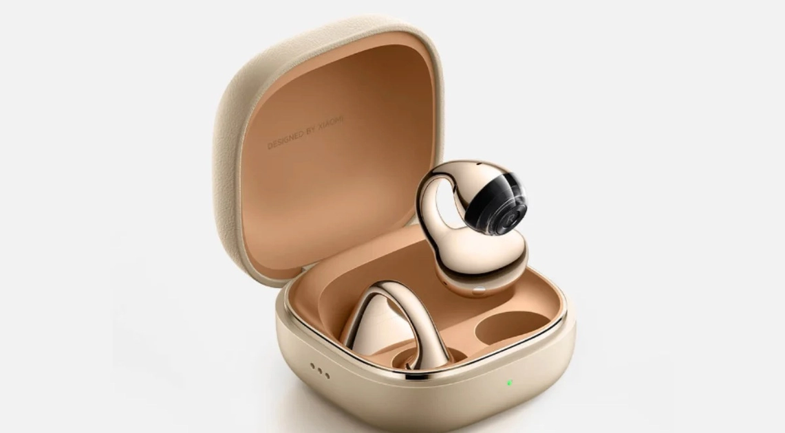 Los Xiaomi Clip tienen un diseño semitransparente y pesan solo 5,5 gramos por auricular.