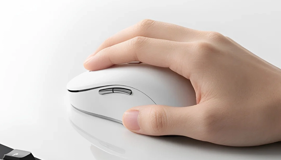 El Xiaomi Wireless Mouse 4 Pro en sus versiones negra y blanca.