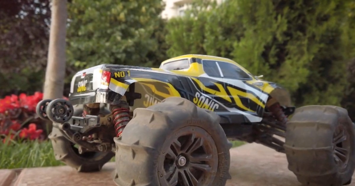 mejores coches rc menos de 200 €