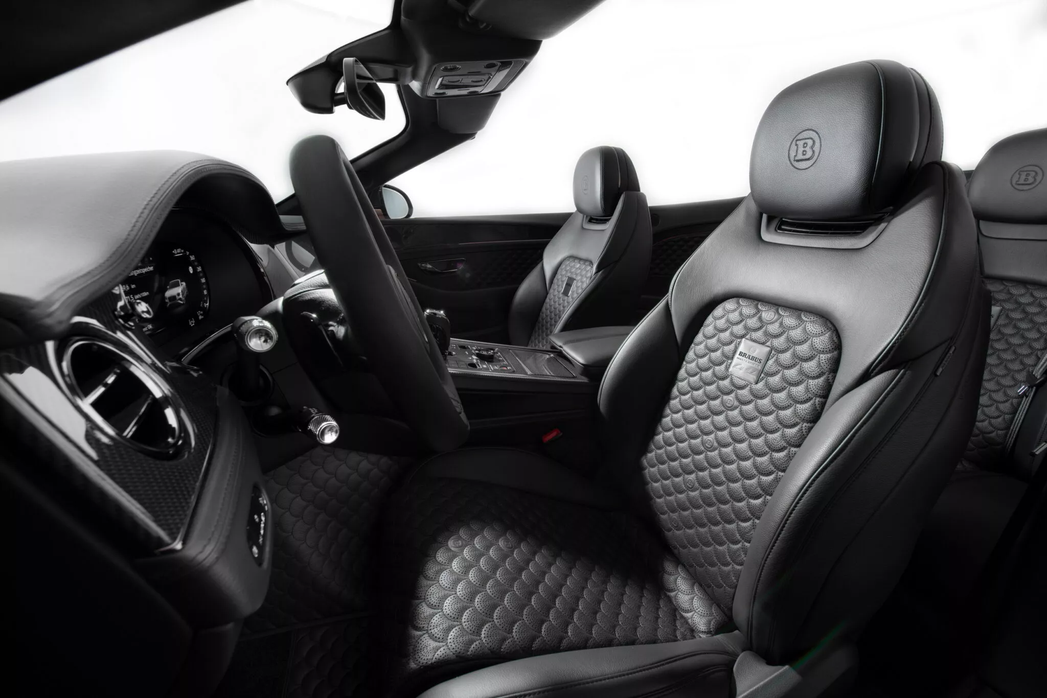 Elementos del acabado del Brabus 900 GTC