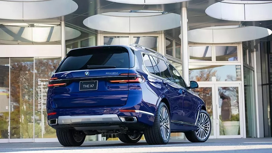 BMW X7 Nishiki Lounge en Azul Terciopelo. BMW X7 Nishiki Lounge en Azul Terciopelo.