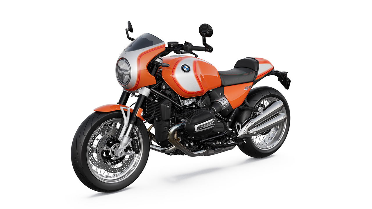 BMW R 12 S al fondo BMW R 12 S al fondo
