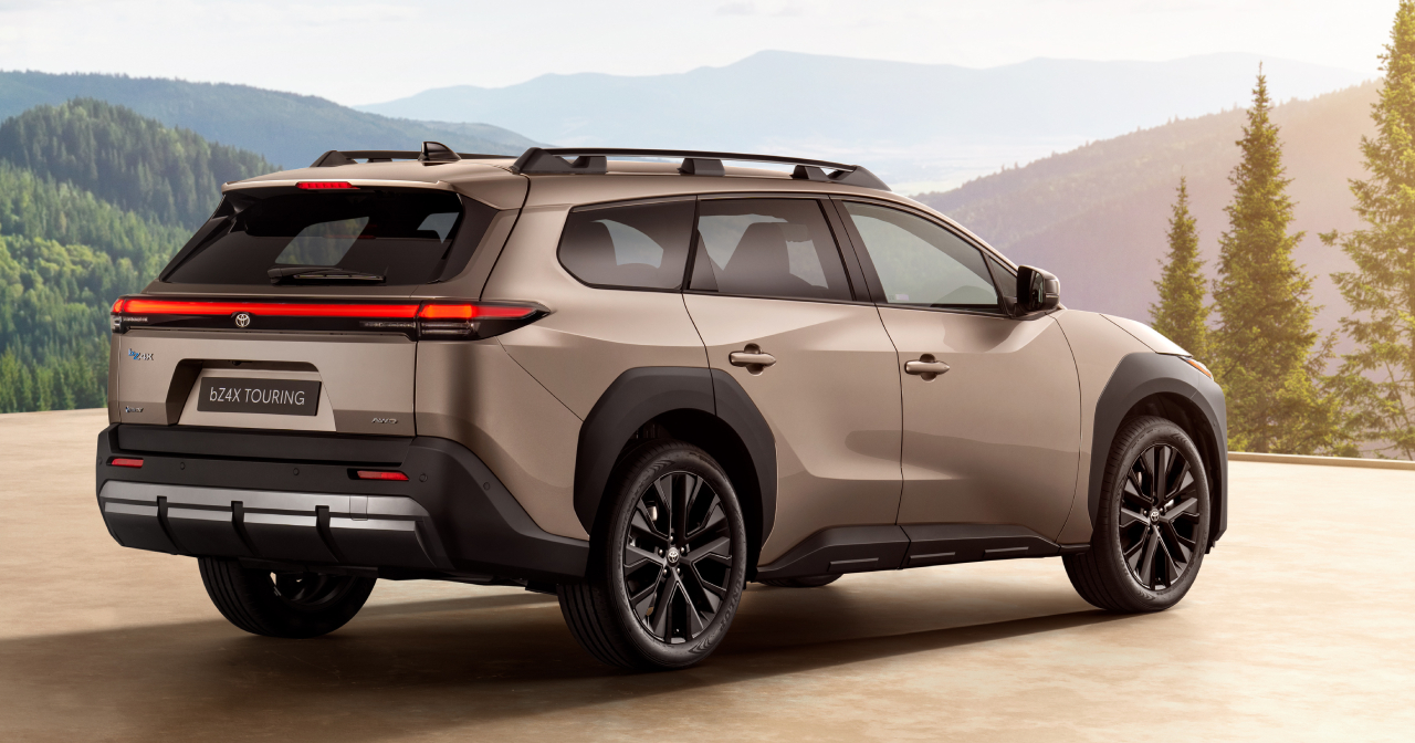 Toyota bZ4X Touring 2025 - Vista trasera
