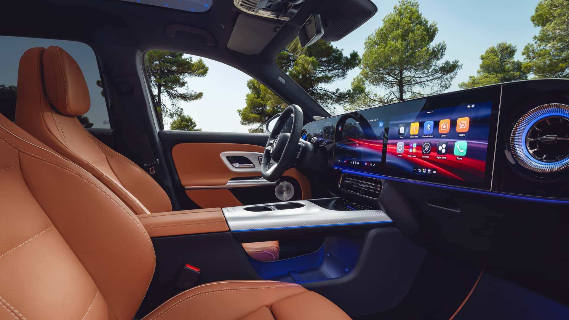 Vista diagonal del Mercedes-Benz GLB 2026 - 2