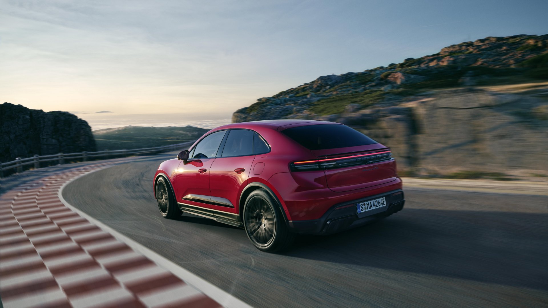 Vista lateral del Porsche Macan GTS Vista lateral del Porsche Macan GTS