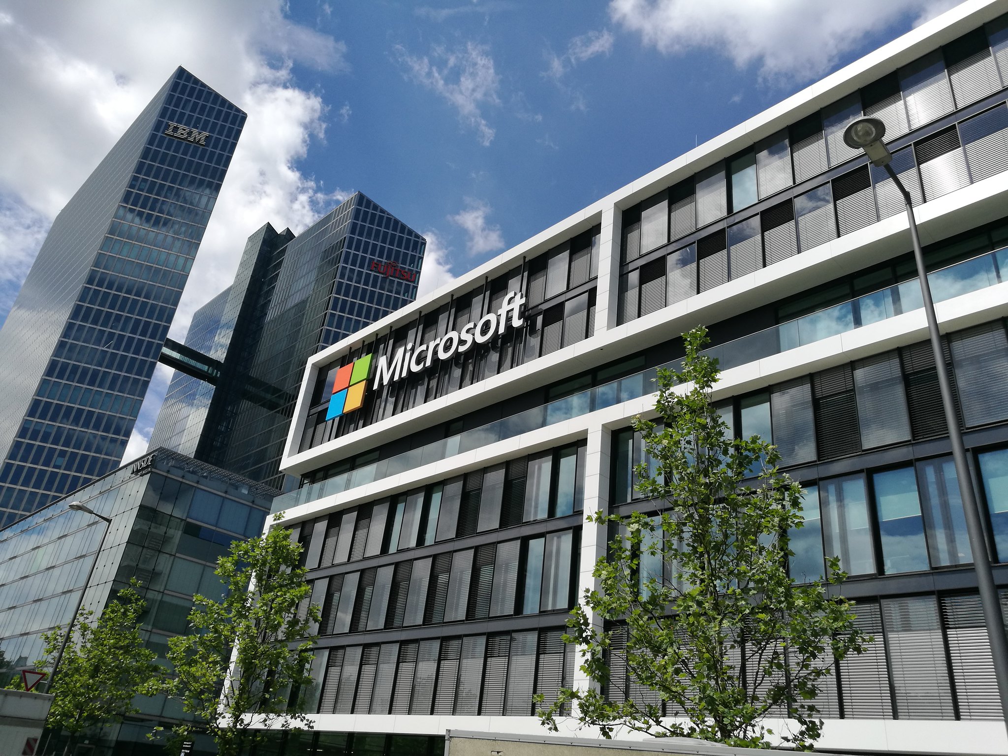 Microsoft destinará 3.200 millones de euros al desarrollo de la inteligencia artificial en Alemania Microsoft destinará 3.200 millones de euros al desarrollo de la inteligencia artificial en Alemania