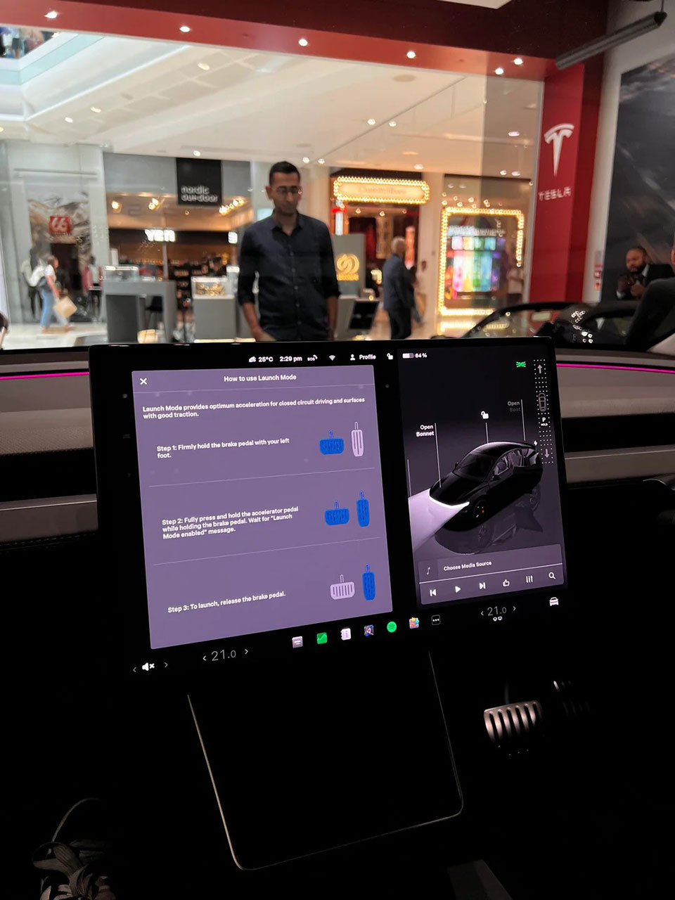 Modo de Lanzamiento en el Tesla Model Y Performance Modo de Lanzamiento en el Tesla Model Y Performance