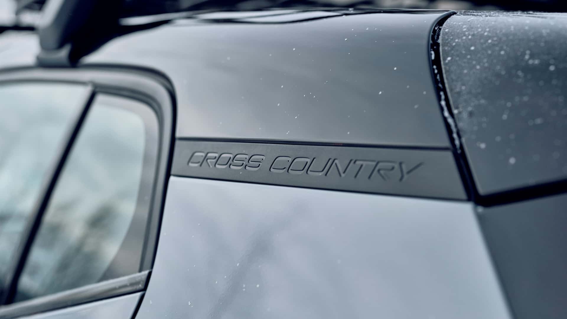 Vista frontal del Volvo EX30 Cross Country Vista frontal del Volvo EX30 Cross Country