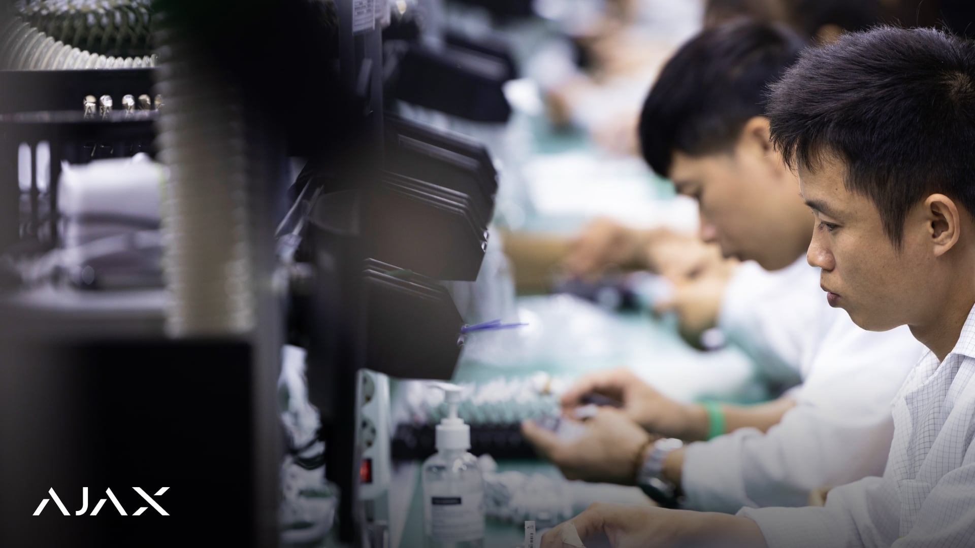 Interior de la planta de AJAX en Vietnam