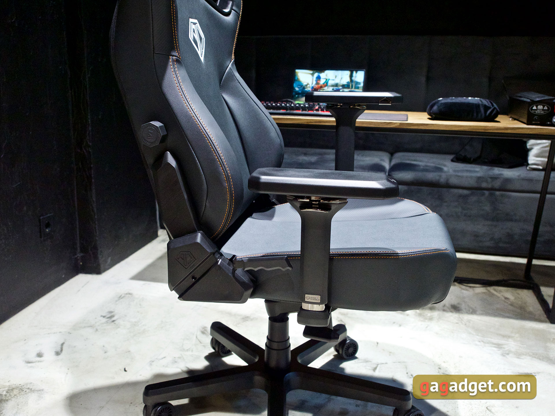 Trono para jugar: una revisión del Anda Seat Kaiser 3 XL-34