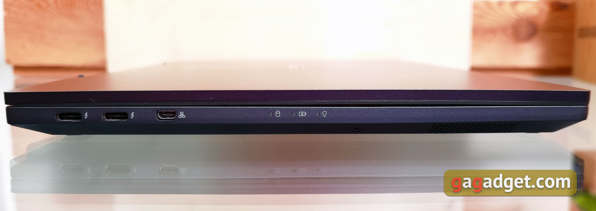 Análisis del ASUS ExpertBook B5: un portátil de negocios fiable con una impresionante duración de la batería-16 Análisis del ASUS ExpertBook B5: un portátil de negocios fiable con una impresionante duración de la batería-16