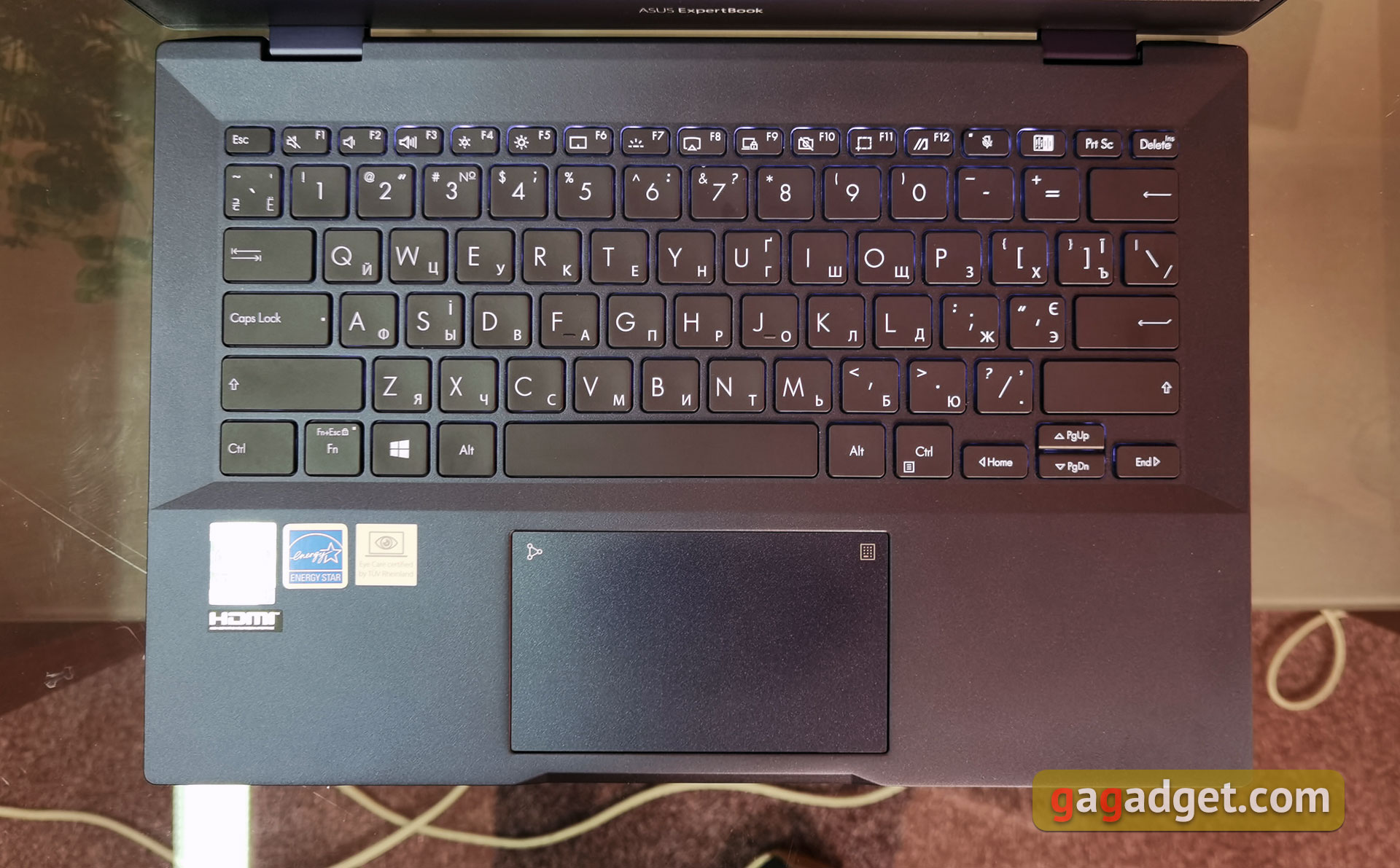 Análisis del ASUS ExpertBook B5: un portátil de negocios fiable con una impresionante duración de la batería-23 Análisis del ASUS ExpertBook B5: un portátil de negocios fiable con una impresionante duración de la batería-23