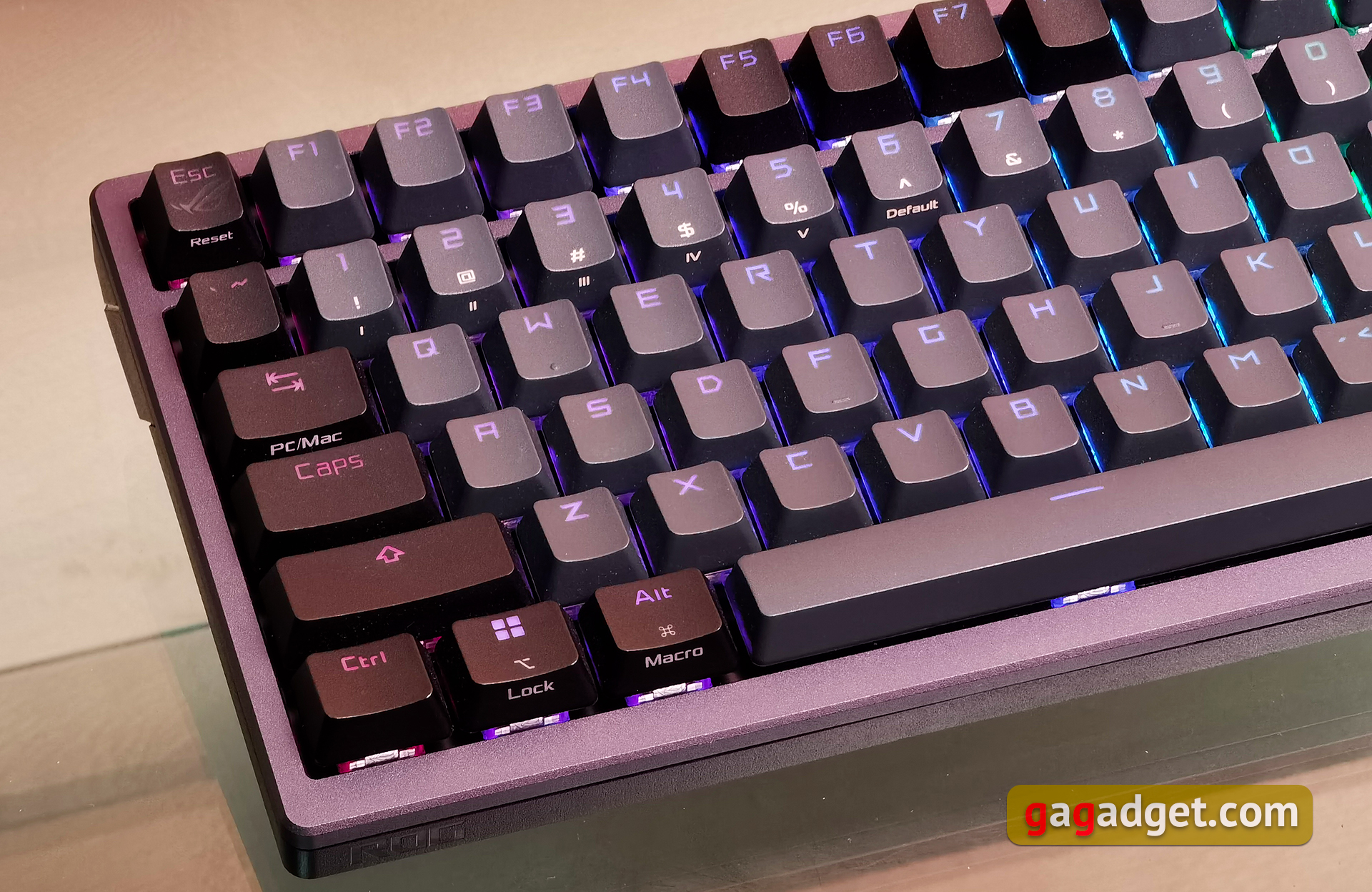 Análisis del ASUS ROG Azoth: un teclado mecánico sin concesiones para jugadores que no te esperarías-16 Análisis del ASUS ROG Azoth: un teclado mecánico sin concesiones para jugadores que no te esperarías-16