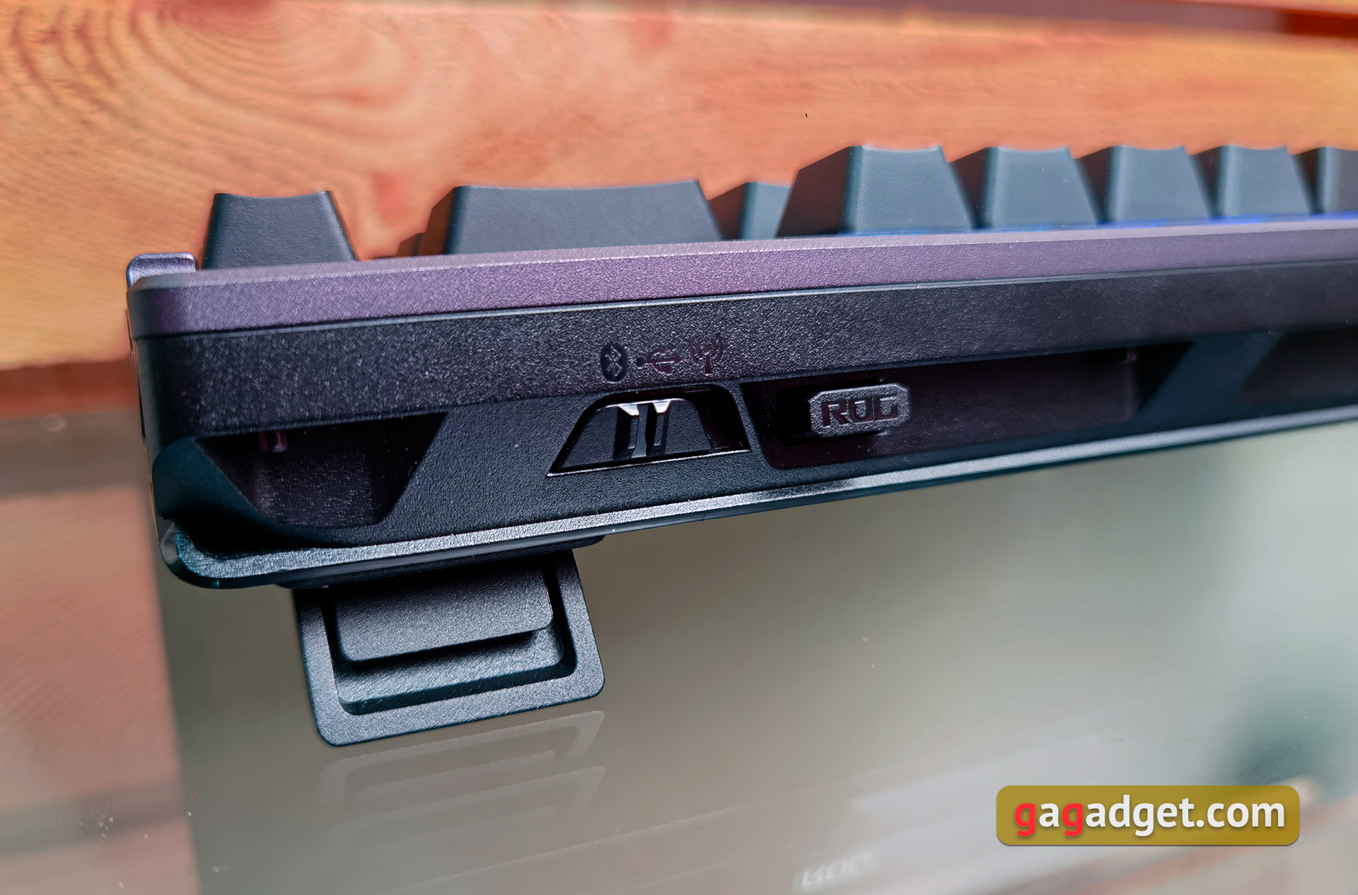 Análisis del ASUS ROG Azoth: un teclado mecánico sin concesiones para jugadores que no te esperarías-18 Análisis del ASUS ROG Azoth: un teclado mecánico sin concesiones para jugadores que no te esperarías-18