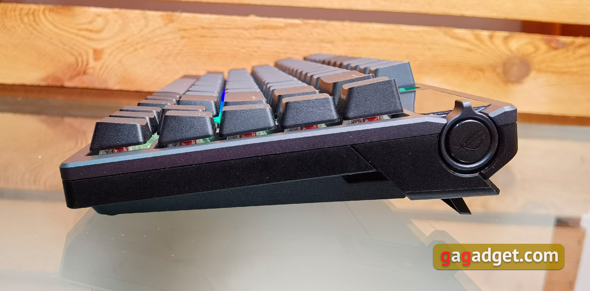 Análisis del ASUS ROG Azoth: un teclado mecánico sin concesiones para jugadores que no te esperarías-31 Análisis del ASUS ROG Azoth: un teclado mecánico sin concesiones para jugadores que no te esperarías-31