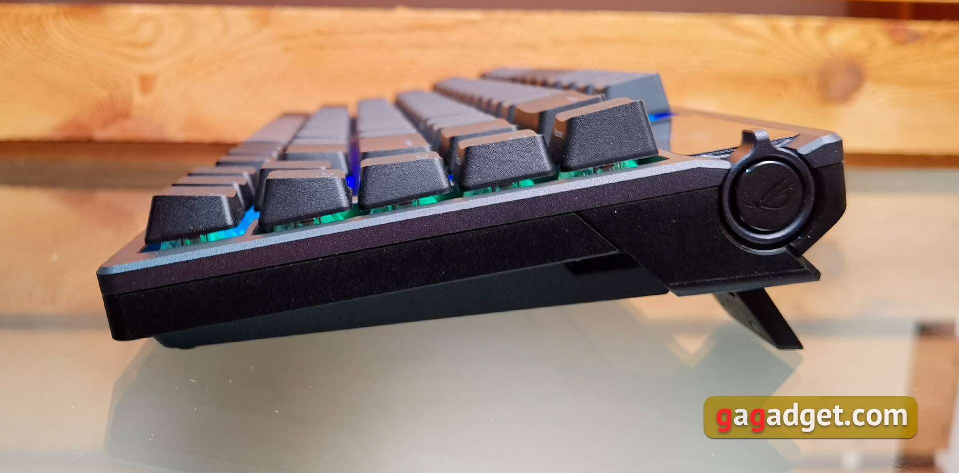 Análisis del ASUS ROG Azoth: un teclado mecánico sin concesiones para jugadores que no te esperarías-32 Análisis del ASUS ROG Azoth: un teclado mecánico sin concesiones para jugadores que no te esperarías-32